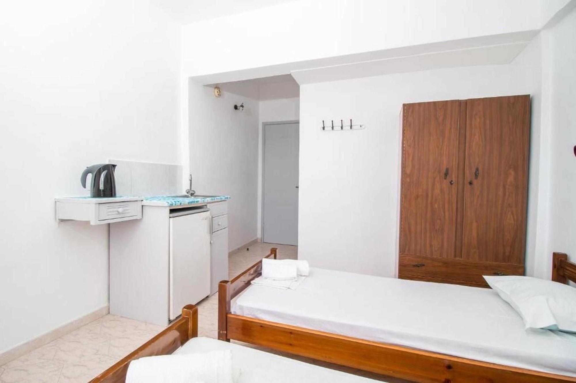 Nikos Bnb Faliraki Buitenkant foto